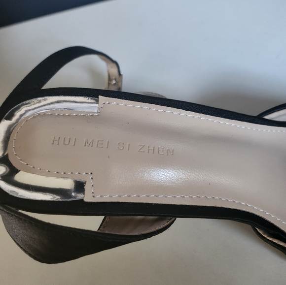 Ankle strap heels - Picture 8 of 8